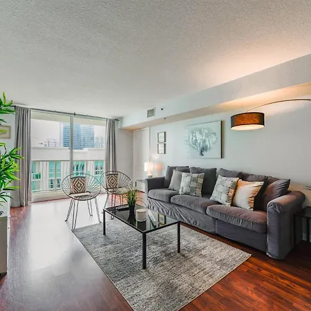 Free Parking! Condo With A Perfect Location In Brickell
